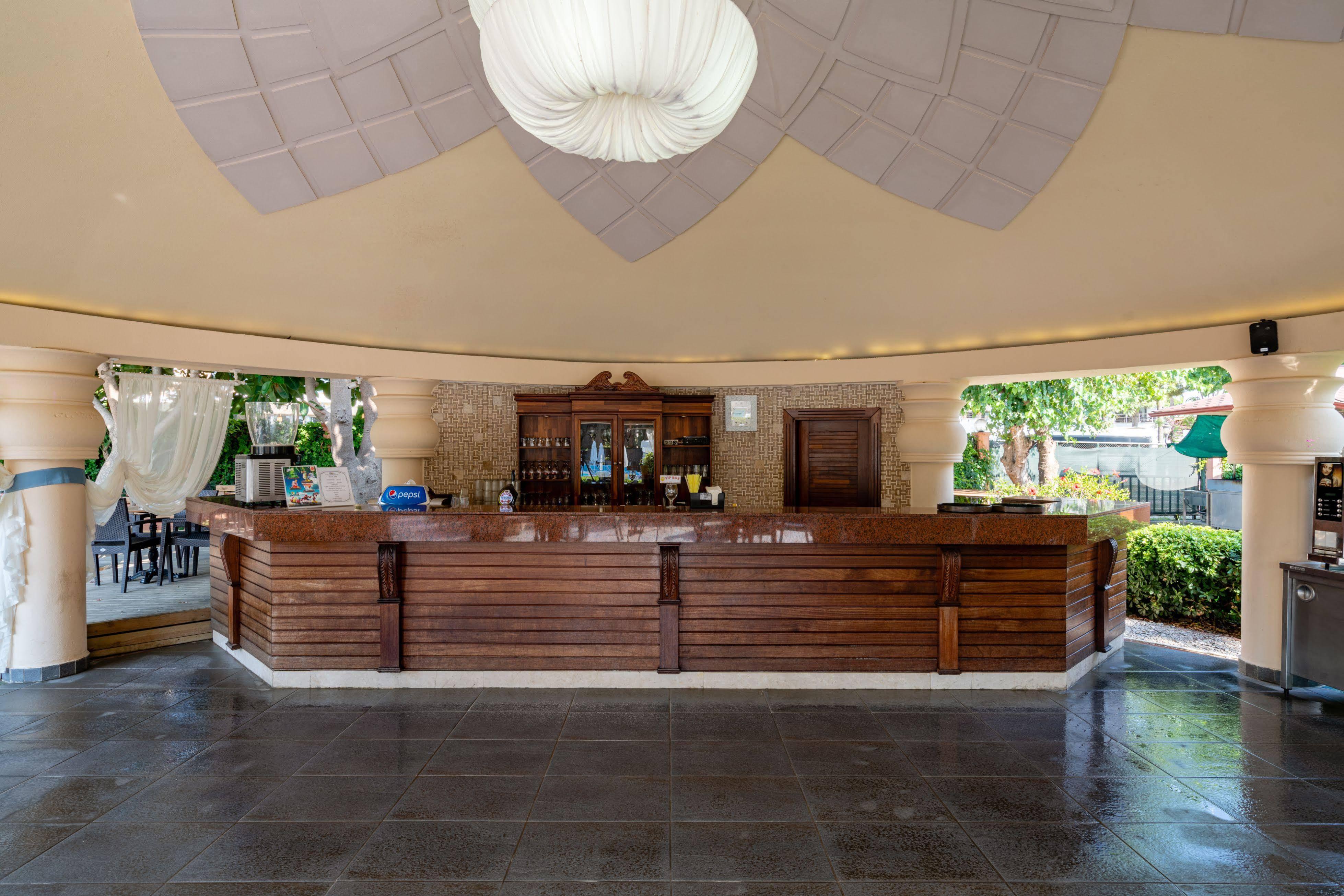 Palmeras Beach Hotel Payallar Bagian luar foto