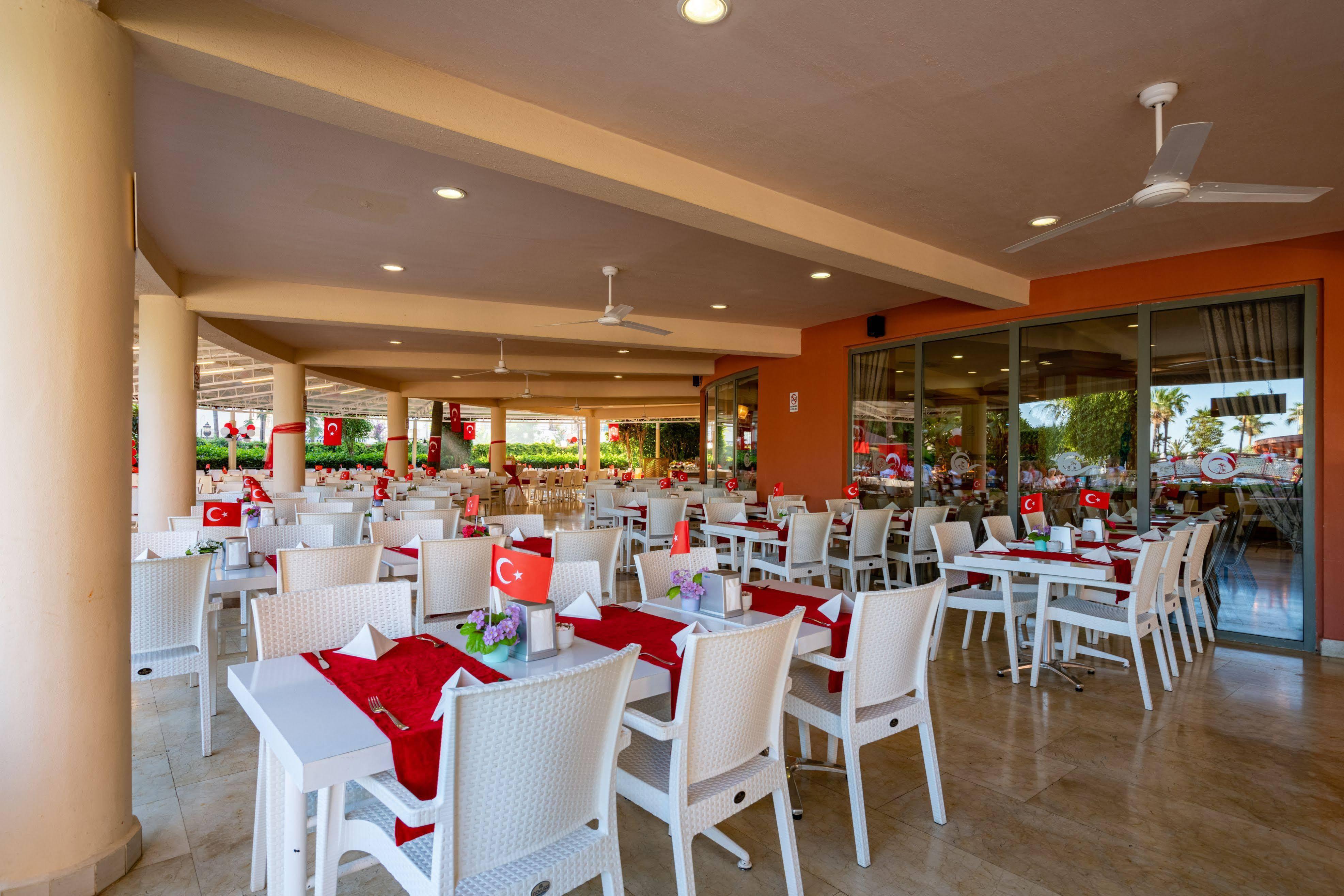 Palmeras Beach Hotel Payallar Bagian luar foto