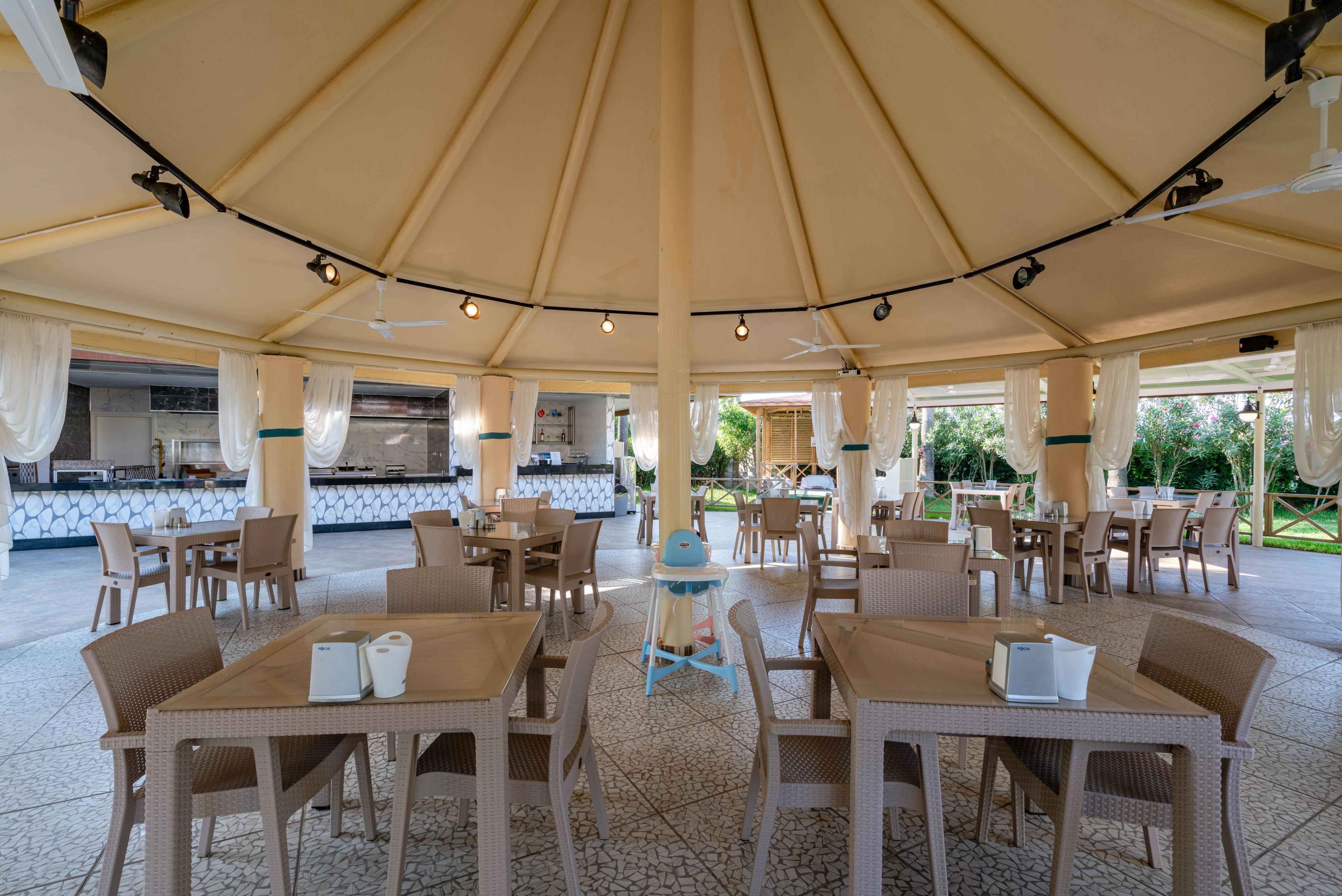 Palmeras Beach Hotel Payallar Bagian luar foto