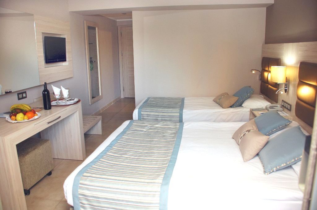 Palmeras Beach Hotel Payallar Bagian luar foto